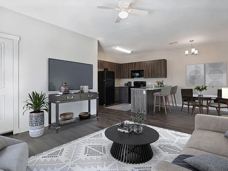 Brookfield Apartments — Photo 2