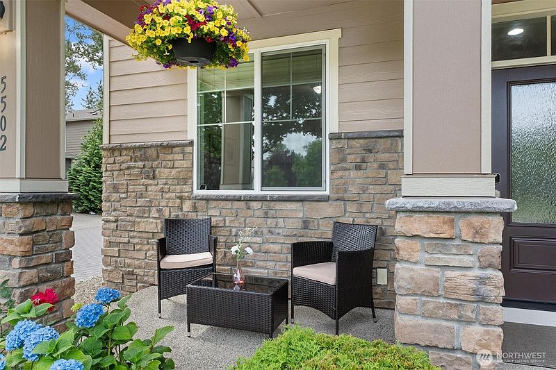 3rd image of 5502 88th Ave NE