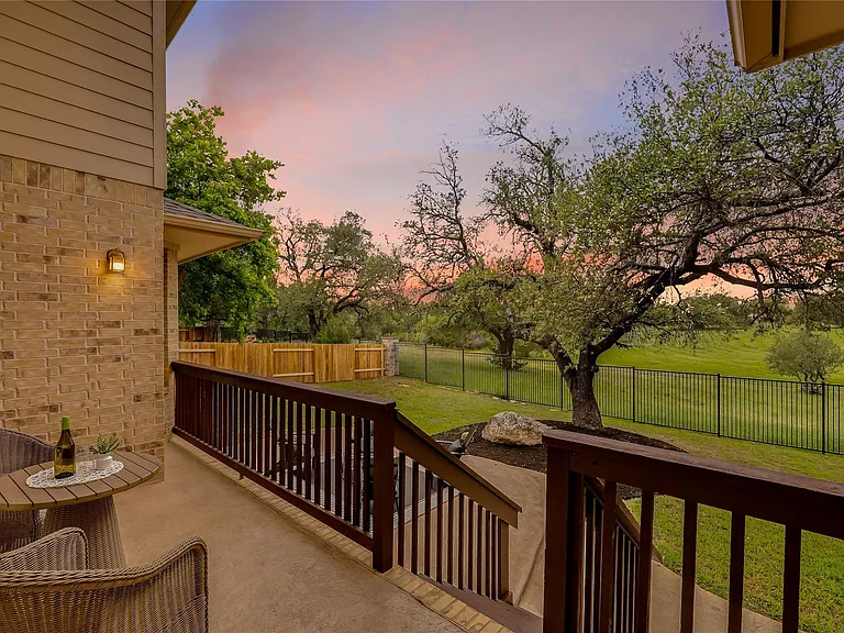 10400 Roy Butler Dr — Photo 3