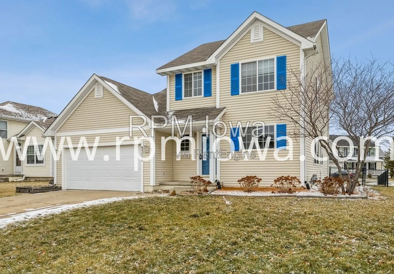 4 bed, 3.5 bath, 1408 sqft, $2,495 — Photo 1