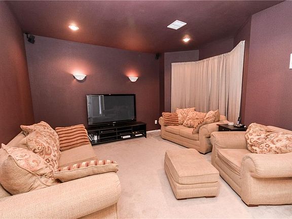 4th image of 6465 Richmond Dr