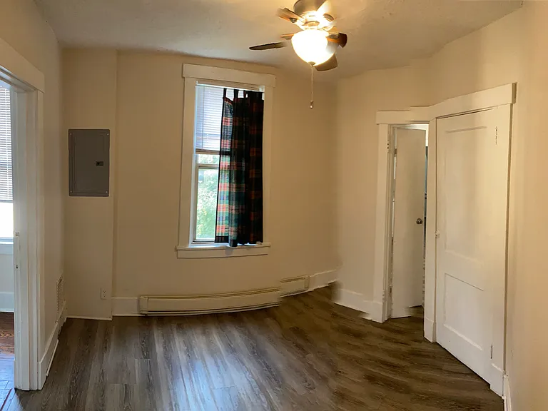 414 Broadway Ave #2 — Photo 3