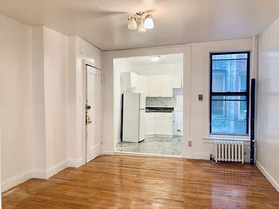 1st image of 4125 48th St APT 2