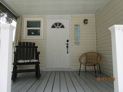 4th image of 38044 Wren Rd