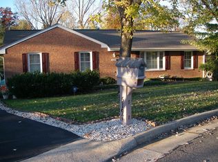 5197 Green Meadow Rd, Roanoke, VA 24018