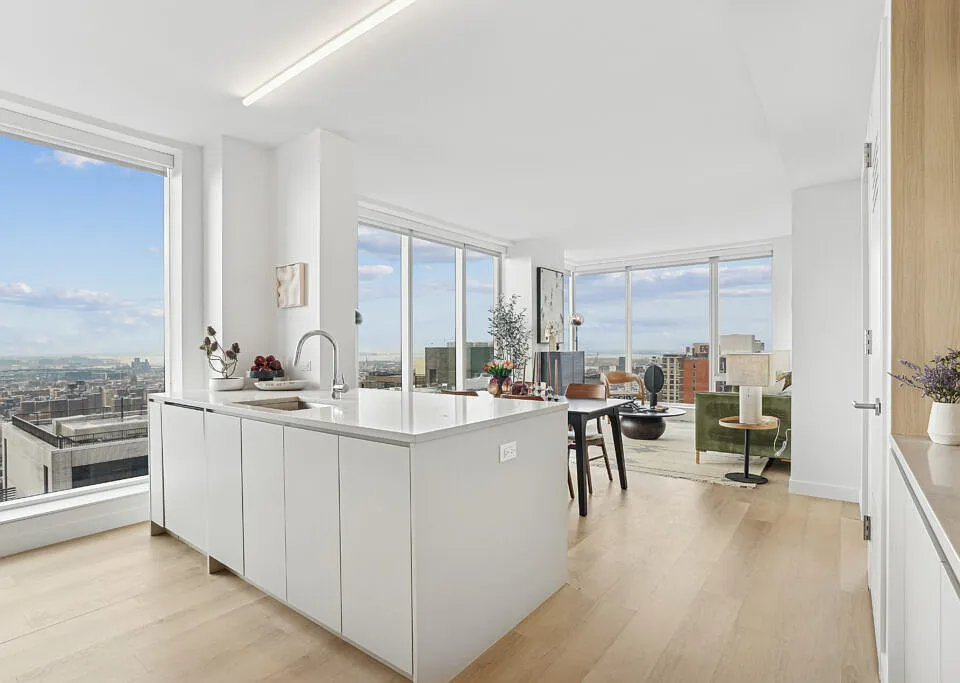 17 Hanover Pl #Penthouse 1D