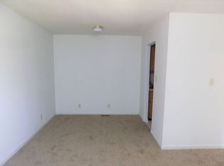 210 Beech St APT B, Clarksville, TN 37042