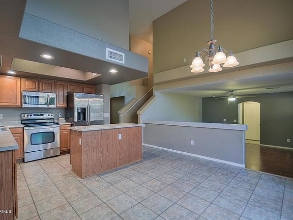 4th image of 9514 W Sunnyslope Ln