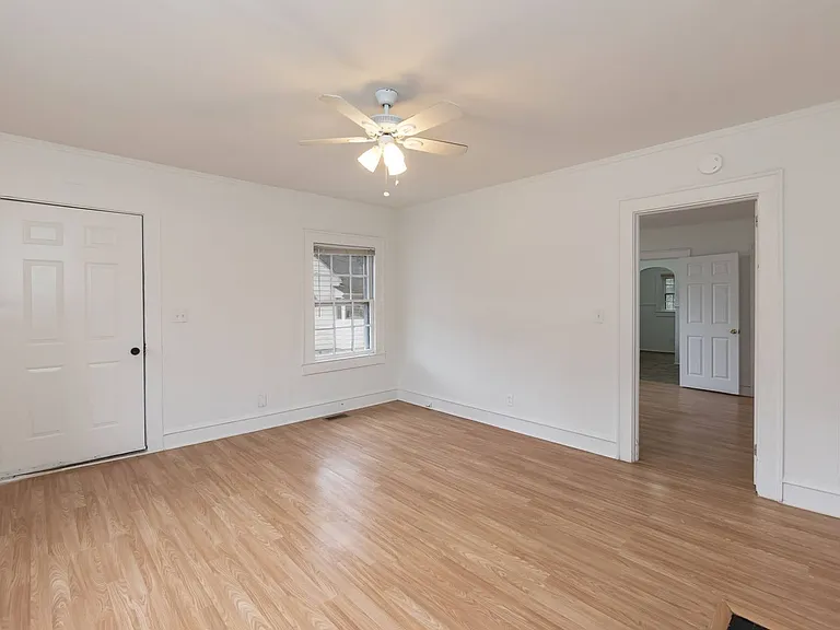 N Main St Duplex — Photo 8