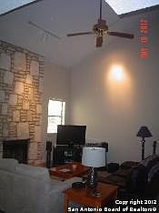 4th image of 8546 Echo Creek Ln