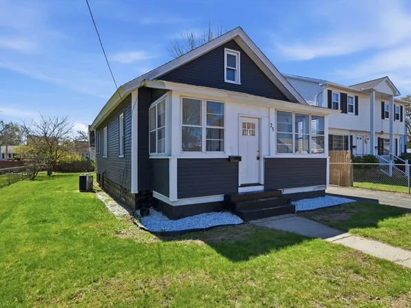 25 Victoria St, Springfield, MA 01104