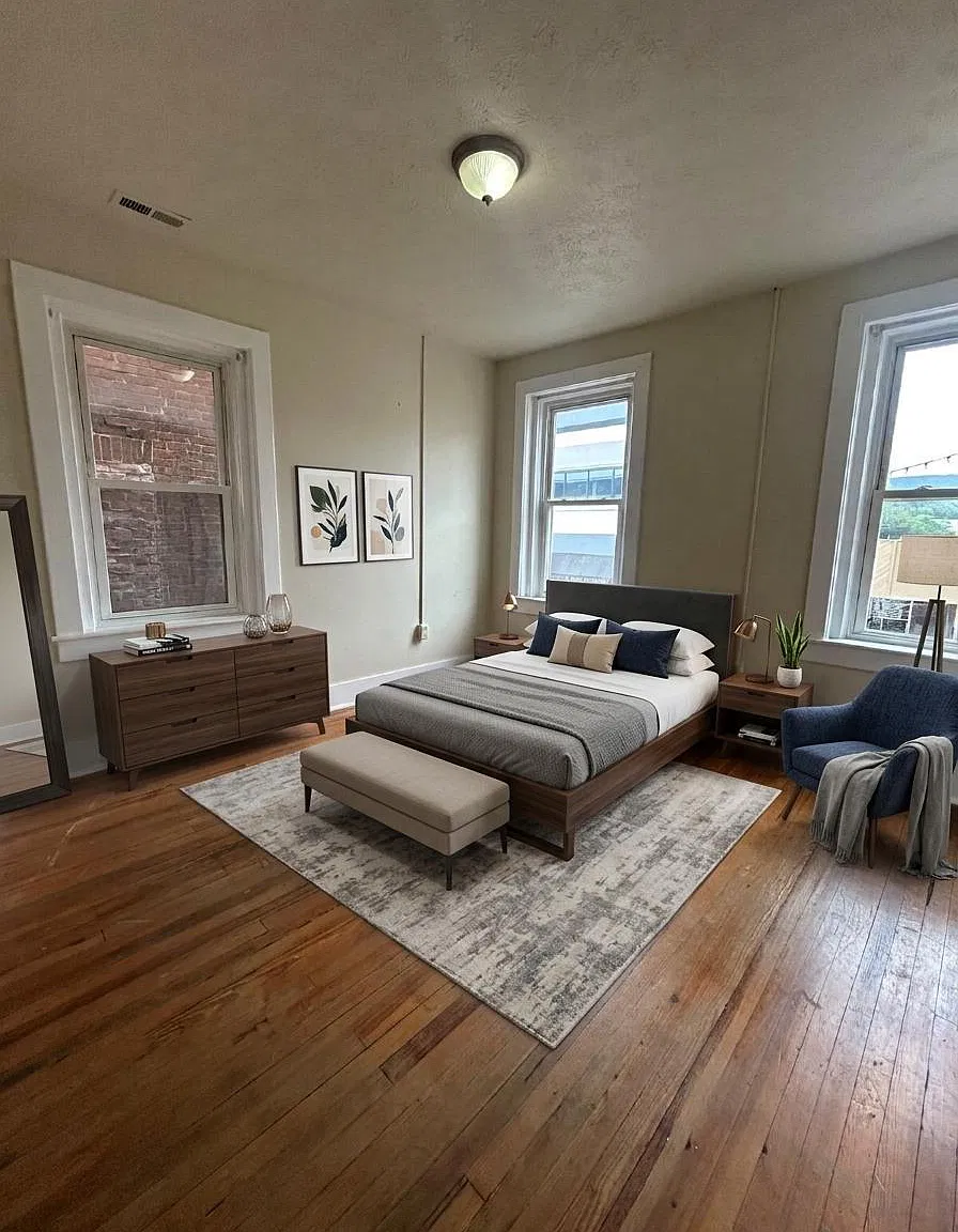 1 bed, 1.0 bath, 700 sqft, $1,050 — Photo 2