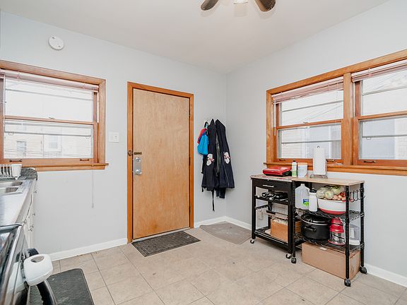 5th image of 1521A Bonnie Brae Pl #2S