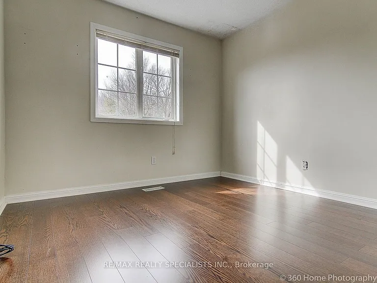 97 Piperbrook Cres — Photo 17