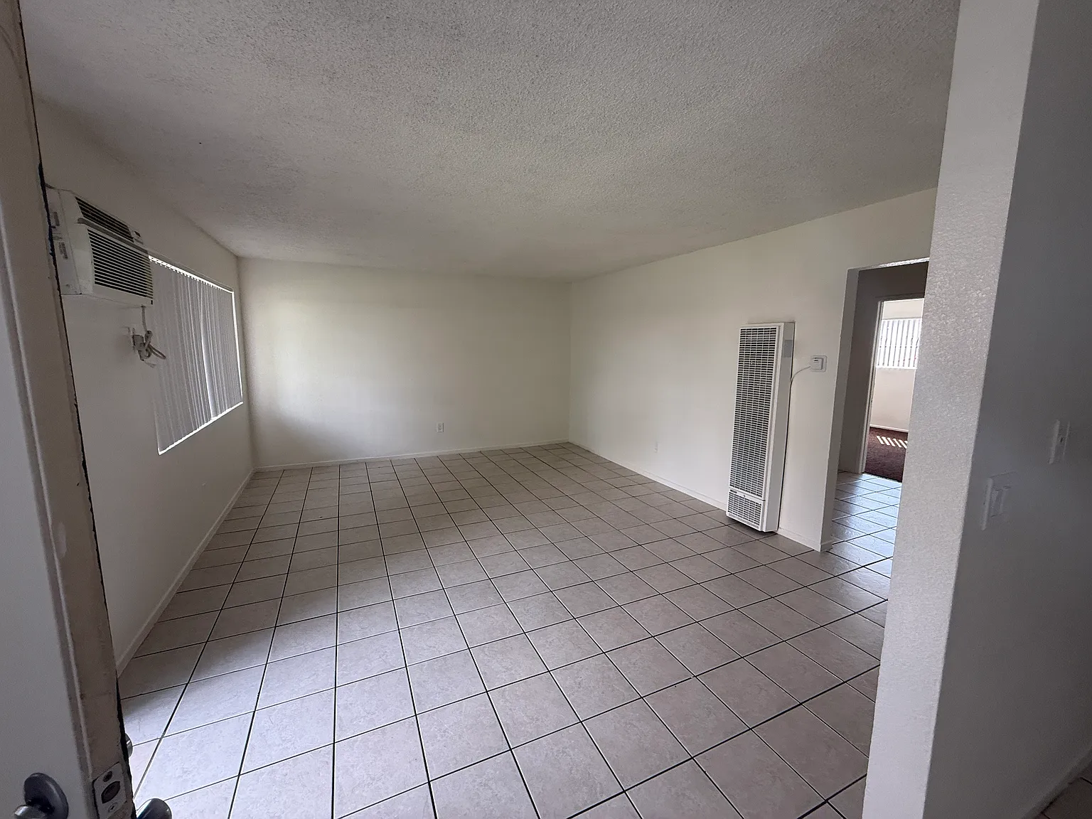 2 bed, 775 sqft, $1,750 — Photo 2