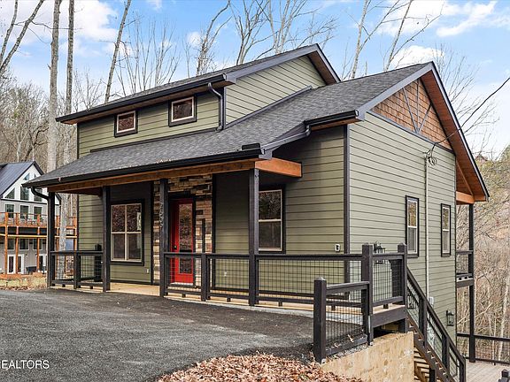 4th image of 2609 Whipoorwill Hill Way