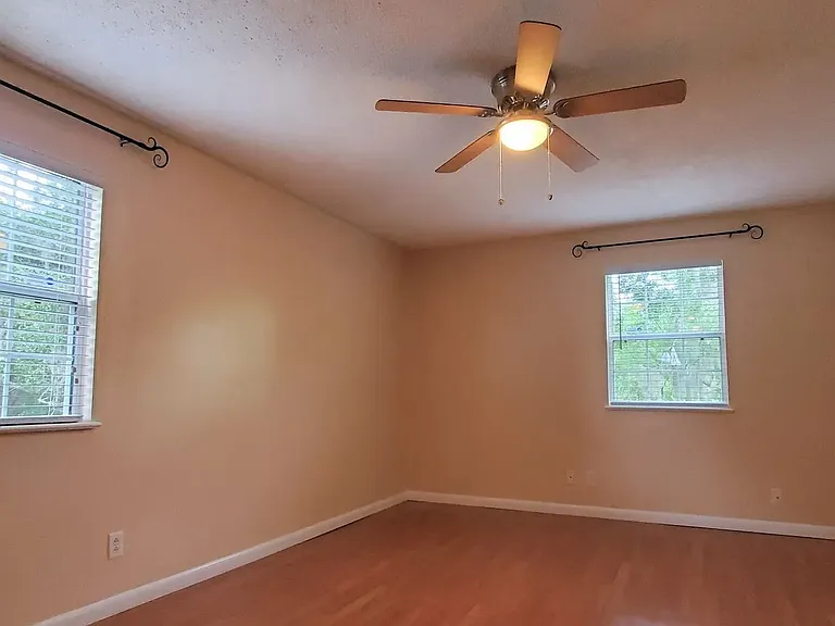 6519 W Newberry Rd #508 — Photo 17