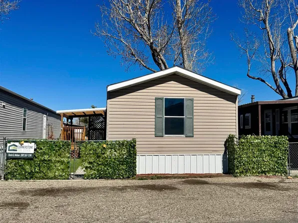 2112 E 1st Ln, Casper, WY 82609