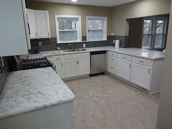 5th image of 10824 E Scarritt Ave