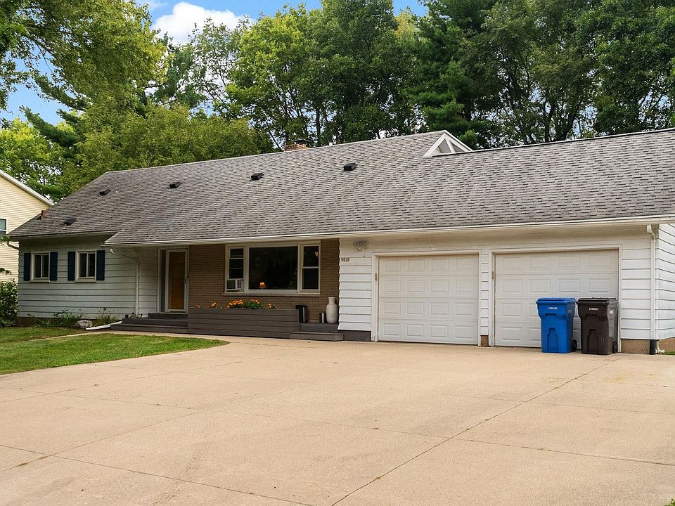 1st image of 4611 Dennis Dr