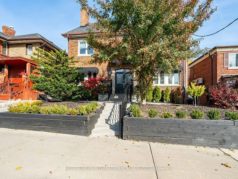 963 Avenue Rd #7 — Photo 15
