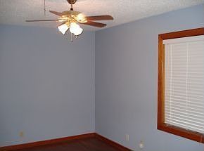 3rd image of 2210 Newton St