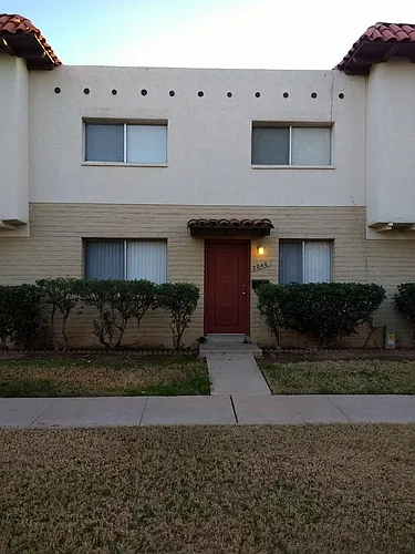 2046 W Hazelwood Pkwy Photo 1