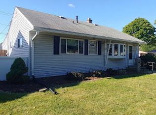437 W Armour Ave, Milwaukee, WI 53207