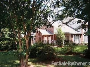 6064 Beechgrove Ln, Saint Francisville, LA 70775