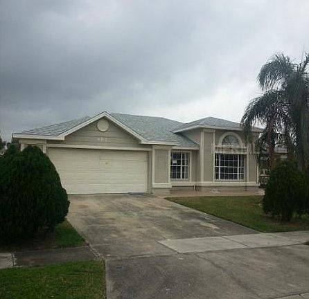 2nd image of 802 Honolulu Woods Ln