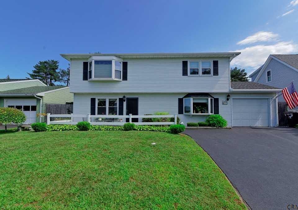 1st image of 44 Donegal Ave