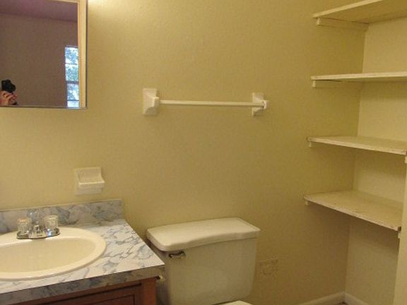 4th image of 4965 Catalina Cir