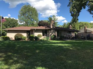 1927 Shewchenko Dr, Highland, MI 48356