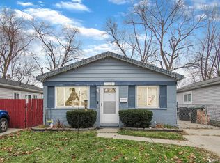 6119 Sylvia St, Taylor, MI 48180