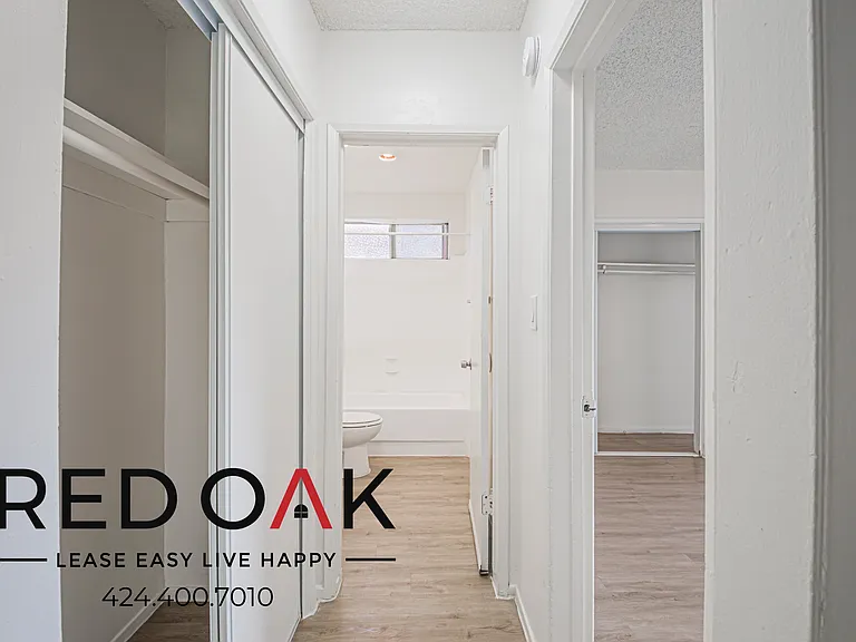 915 N Wilton Pl #113 — Photo 11