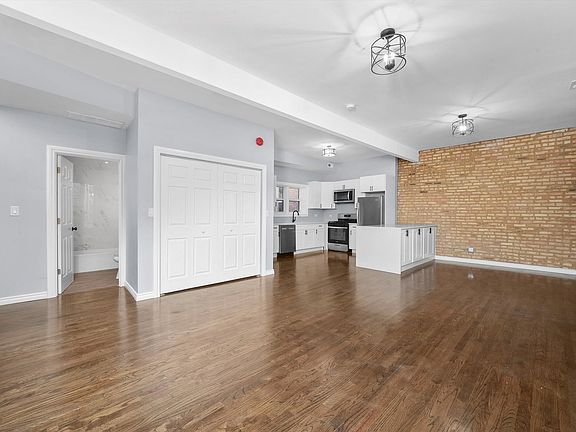2nd image of 2648 N Washtenaw Ave APT 2