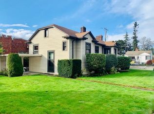 3236 63rd Ave SW, Seattle, WA 98116