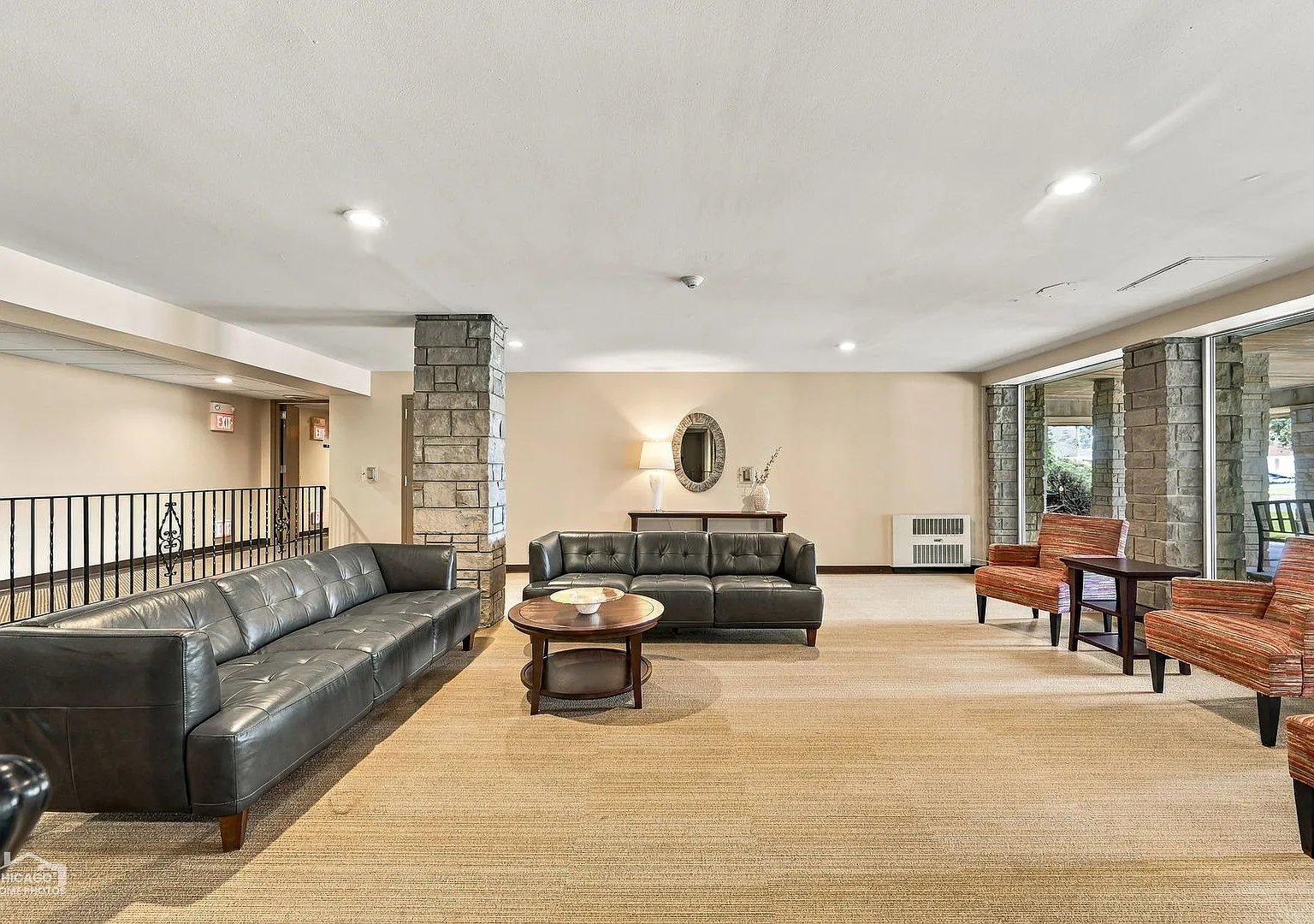 2 bed, $2,500 — Photo 4