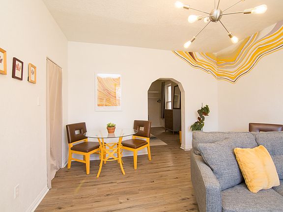3rd image of 2535 Adams Ave #1