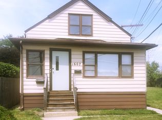 1607 Emerson St #2, Evanston, IL 60201