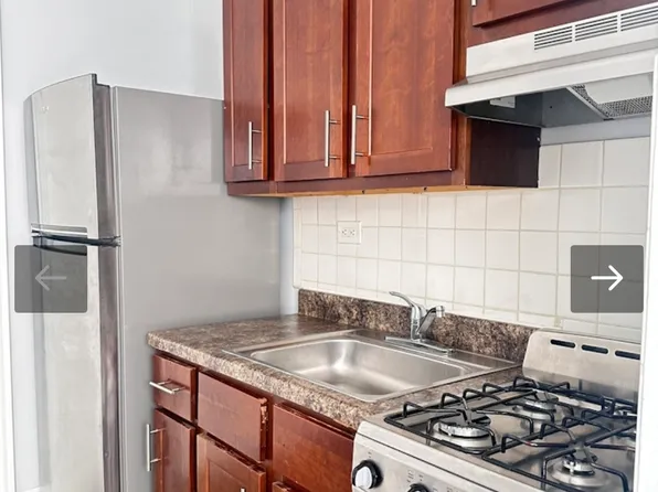 4752 N Maplewood Ave #108, Chicago, IL 60625