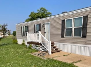 105 Cedar St, Marissa, IL 62257