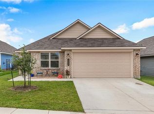 124 Dove Ct, Navasota, TX 77868