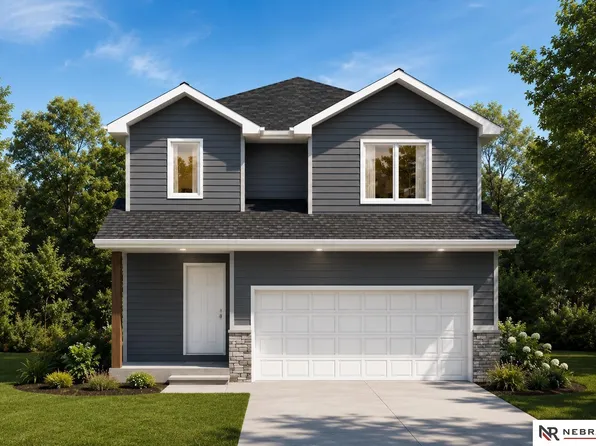 6068 Charles St, Omaha, NE 68132