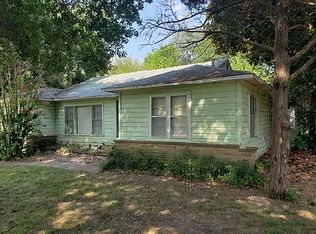 1124 N 5th St, Henryetta, OK 74437