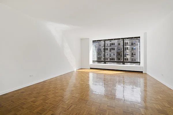 Rented by MNS | media 16