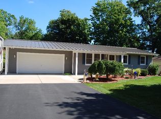 179 Roseland Dr, Bay City, MI 48706