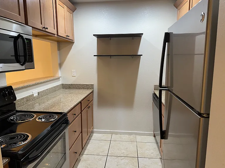 601 W San Mateo Rd #160 — Photo 6