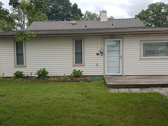 3rd image of 619 Illinois Ave