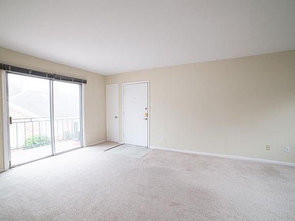 2nd image of 2047 Sul Ross St APT 4